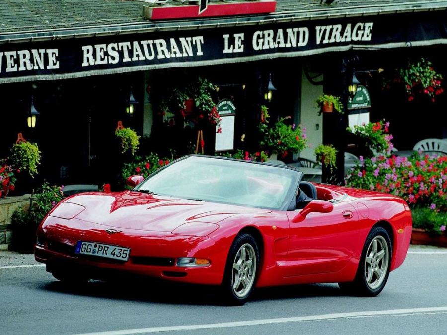  Chevrolet Corvette Convertible 1998 года  (EU) (фото 7 из 18)